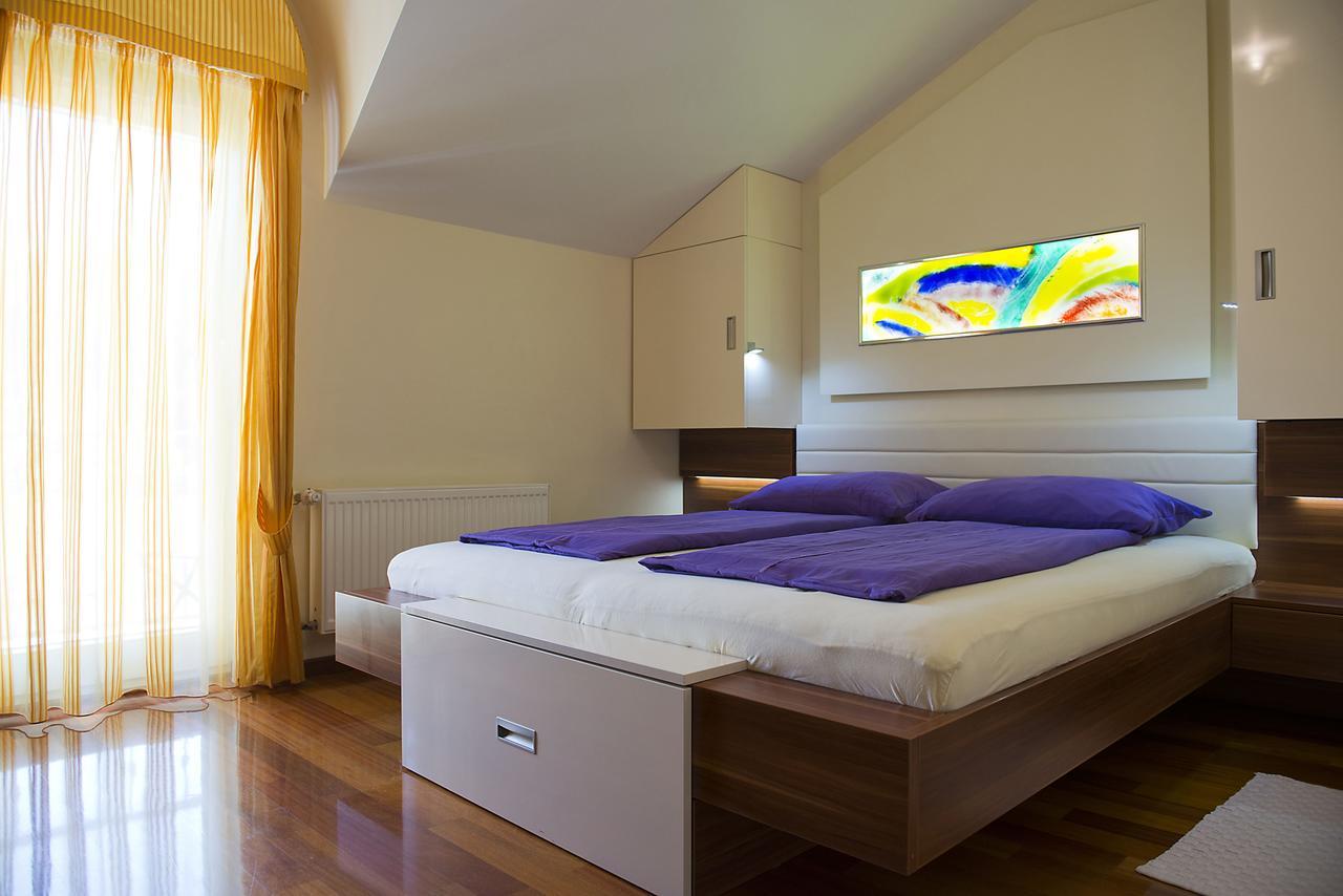 Pansion Maestral Hotel Novi Vinodolski Bagian luar foto
