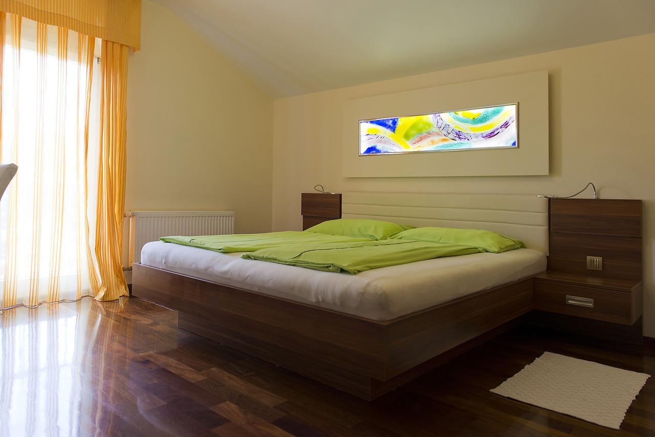 Pansion Maestral Hotel Novi Vinodolski Bagian luar foto